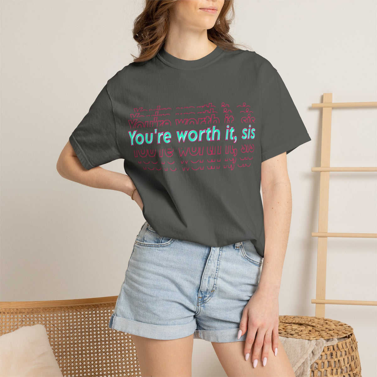You're Worth It Sis, T-shirt Pastel Script Self Love Tee