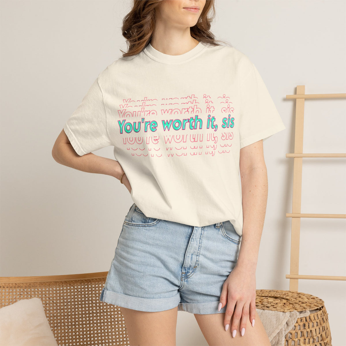 You're Worth It Sis, T-shirt Pastel Script Self Love Tee